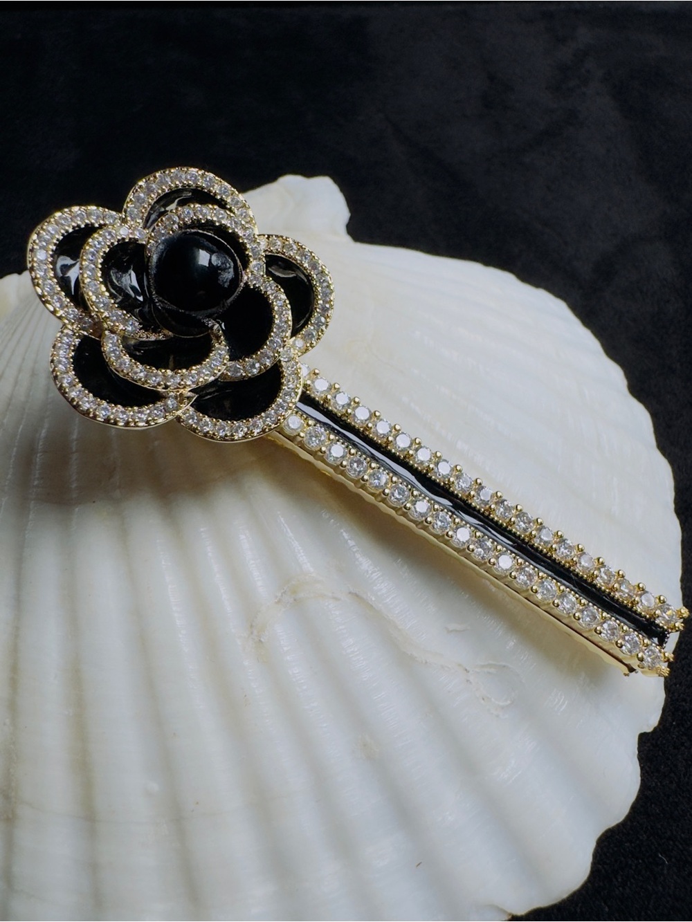 Elegant Black Flower Crystal Hair Clip - Gold Accent